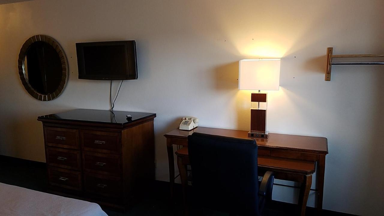 Americas Best Value Inn Zumbrota Экстерьер фото