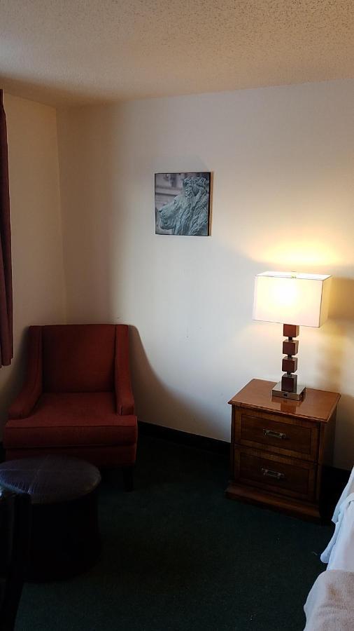 Americas Best Value Inn Zumbrota Экстерьер фото