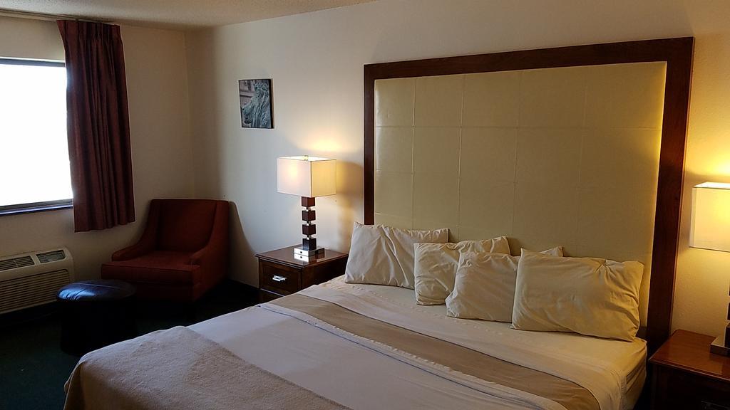 Americas Best Value Inn Zumbrota Экстерьер фото