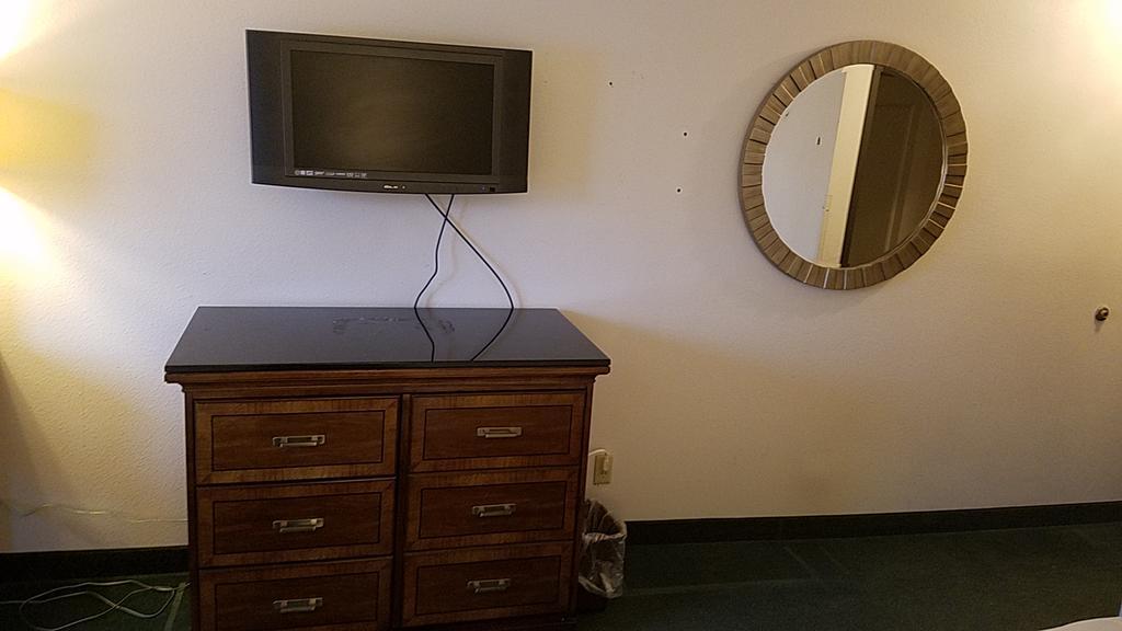 Americas Best Value Inn Zumbrota Экстерьер фото