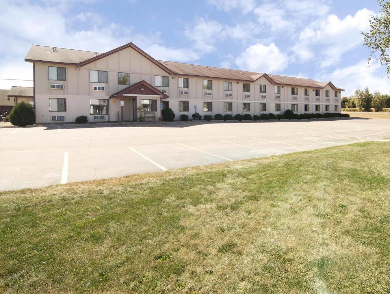 Americas Best Value Inn Zumbrota Экстерьер фото