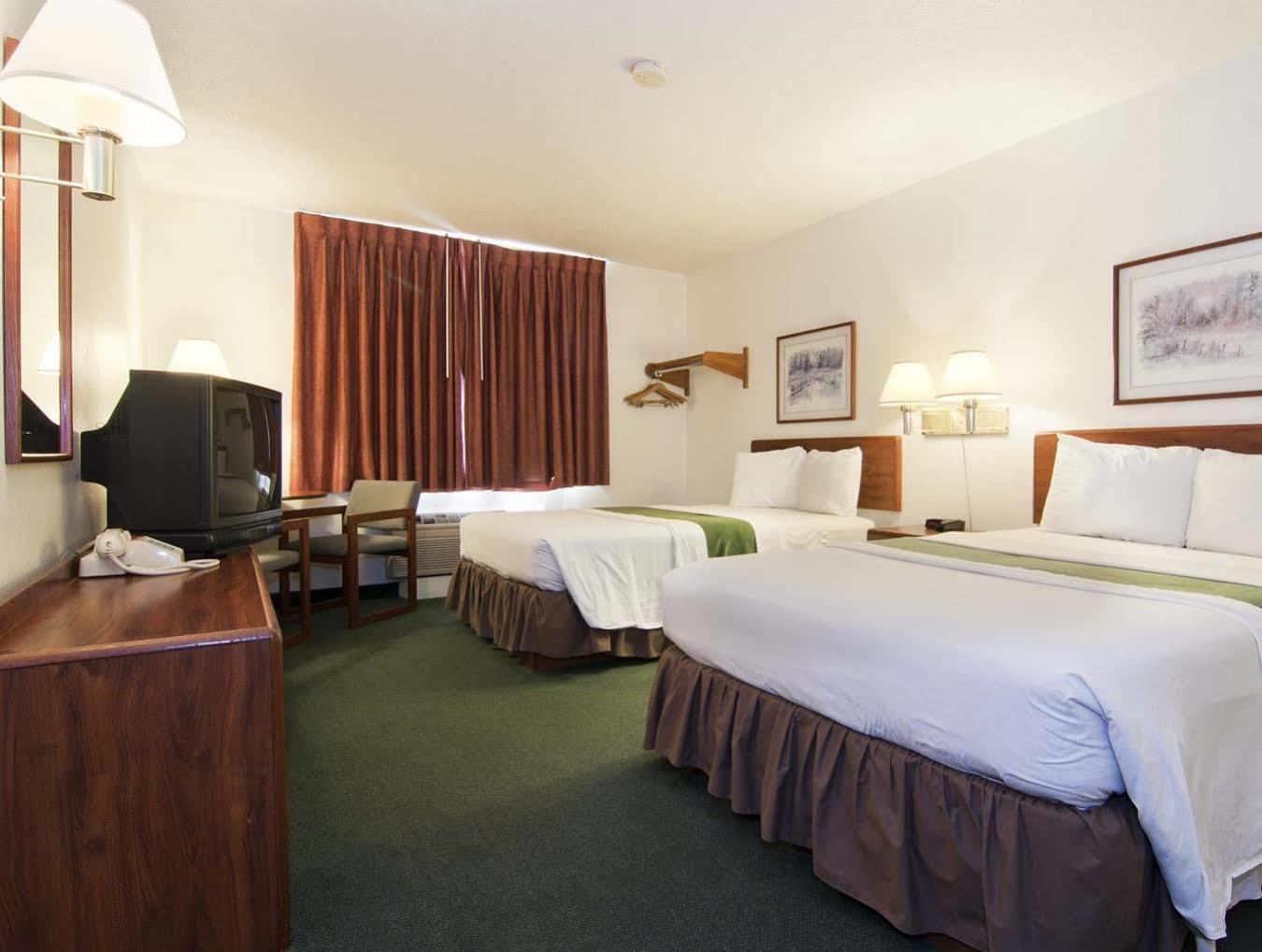 Americas Best Value Inn Zumbrota Экстерьер фото