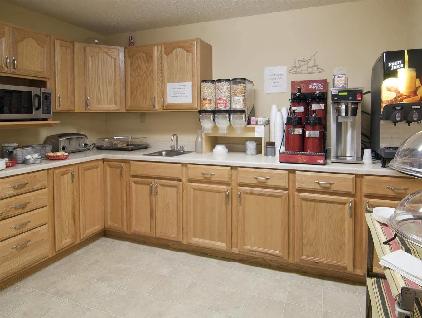 Americas Best Value Inn Zumbrota Экстерьер фото