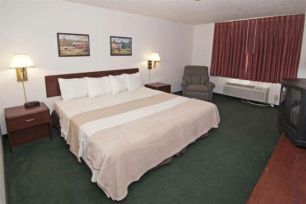 Americas Best Value Inn Zumbrota Экстерьер фото
